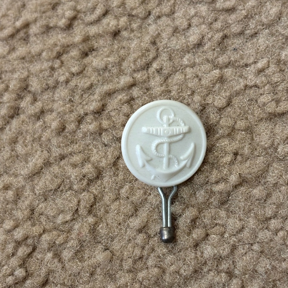White Vintage Anchor Button With Shank Acrylic Lot Of 14 - Picture 4 of 12